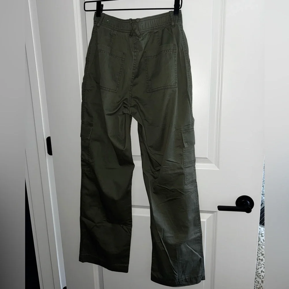 Abercrombie Cargo Pants - Picture 3 of 3